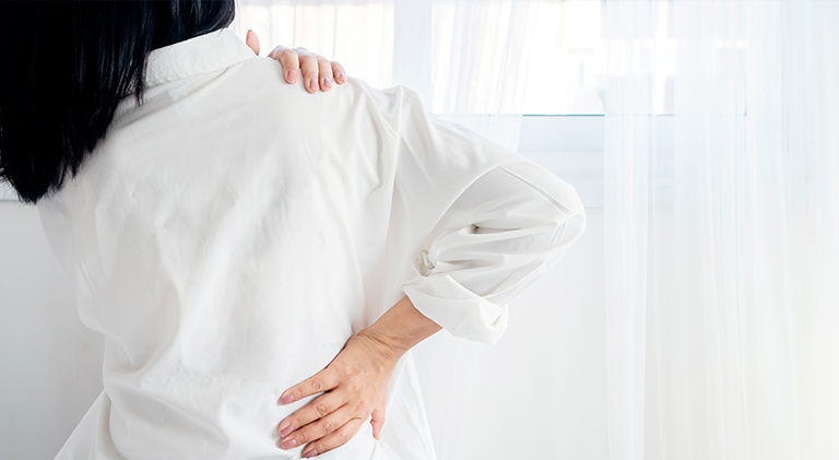 Descubre qué significa tu dolor de hombro al dormir