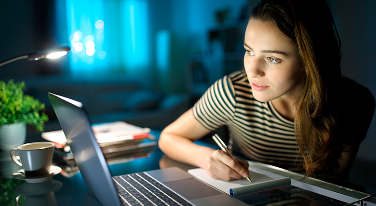 ¿Es bueno sacrificar el sueño por estudiar para un examen?-Sognare