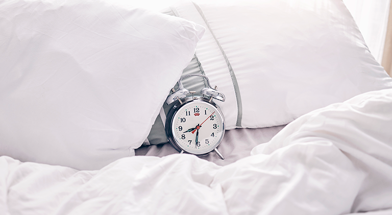 La nueva regla del “10-3-2-1-0” para dormir mejor